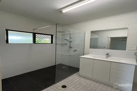 Property photo of 14 Corinda Close Trinity Beach QLD 4879