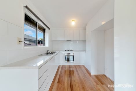 Property photo of 47 Finton Grove Gladstone Park VIC 3043