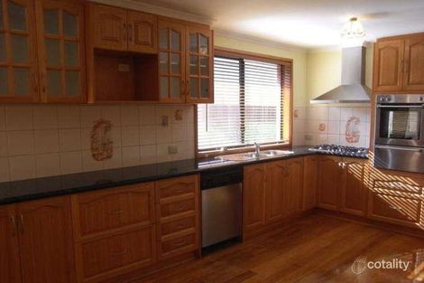 Property photo of 13 Egerton Grove Epping VIC 3076