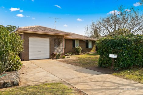 Property photo of 9 Chelsea Court Centenary Heights QLD 4350