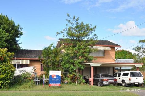 19 Ashbourne Tce, Biggera Waters, QLD 4216