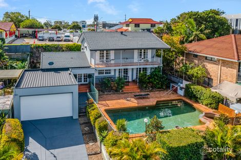 Property photo of 63 Dunkeith Avenue Benowa QLD 4217