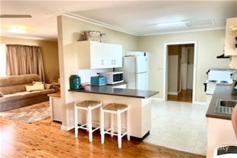 Property photo of 12 Noobillia Avenue Hillvue NSW 2340