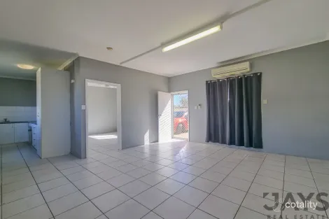 2/13 Corbould St, The Gap, QLD 4825