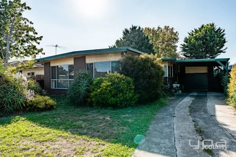 Property photo of 33 Tyrone Street Werribee VIC 3030
