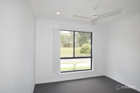 Property photo of 8 Powell Close New Auckland QLD 4680