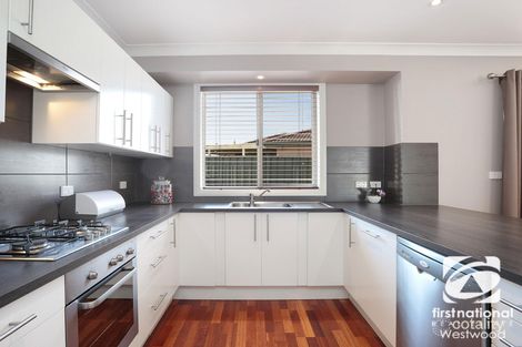 Property photo of 2/6 Havelock Place Wyndham Vale VIC 3024