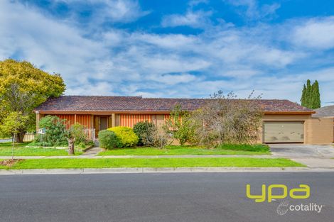 Property photo of 54 Nangiloc Crescent Werribee VIC 3030