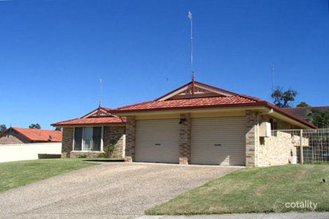 Property photo of 15 Whitehaven Drive Lakelands NSW 2282