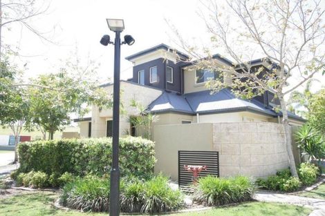 Property photo of 3071 Quay South Drive Carrara QLD 4211