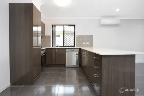 Property photo of 10 McWilliam Street Pimpama QLD 4209