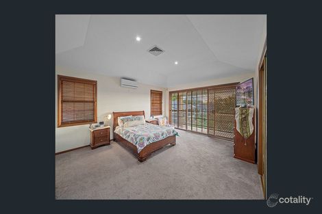 Property photo of 199 Mount Ommaney Drive Mount Ommaney QLD 4074