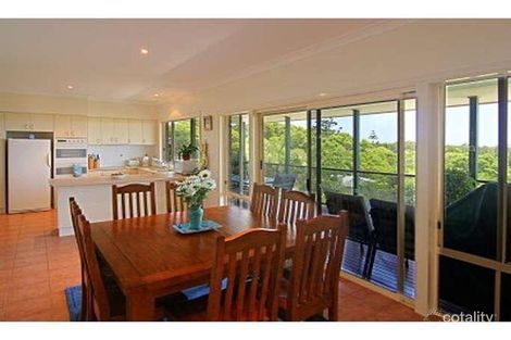 Property photo of 19 Booyong Court Suffolk Park NSW 2481