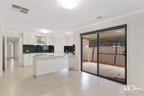 Property photo of 6 Kingfisher Avenue Kangaroo Flat VIC 3555