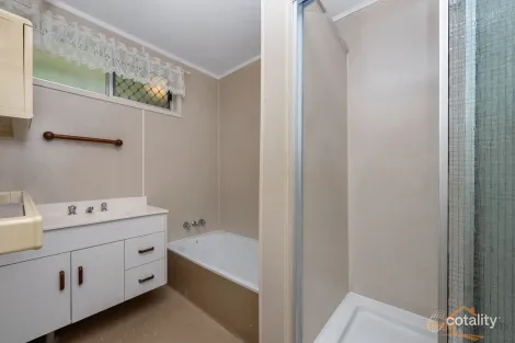 Property photo of 48 Tam O'Shanter Drive Thuringowa Central QLD 4817