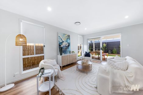 3 Daydream Cres, Banya, QLD 4551