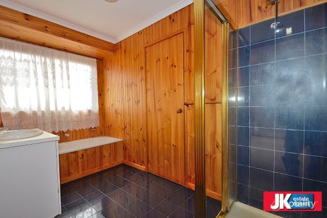 Property photo of 109 Rosella Avenue Werribee VIC 3030