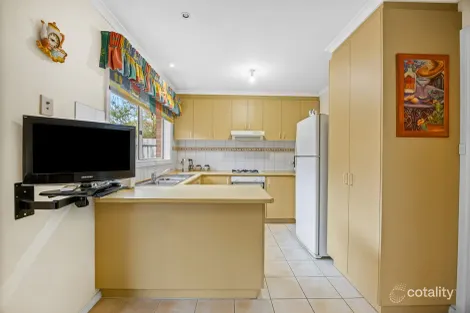 Property photo of 1/63 Cheviot Avenue Berwick VIC 3806