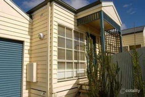 4/39-41 Stawell St, Romsey, VIC 3434