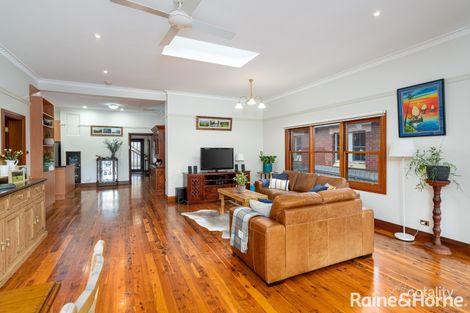 Property photo of 9 Edmondson Street Turvey Park NSW 2650