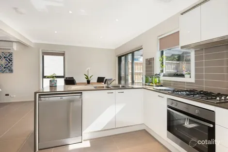 20 Regalia Cres, Glenfield, NSW 2167