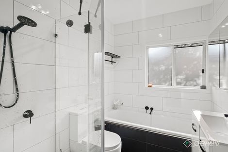 Property photo of 196 Warrigal Road Cheltenham VIC 3192