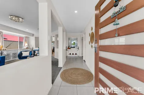 Property photo of 6 Ada Street Augustine Heights QLD 4300