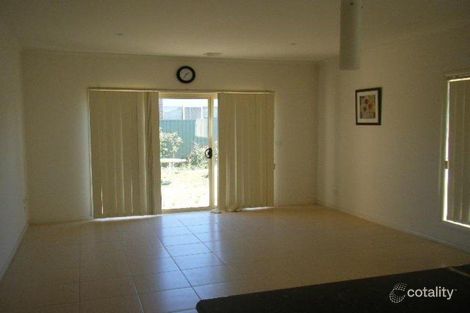 Property photo of 5 Hurlingham Way Craigieburn VIC 3064