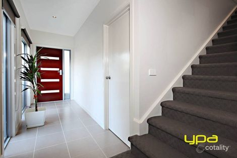 Property photo of 7/69-77 Lancefield Drive Caroline Springs VIC 3023