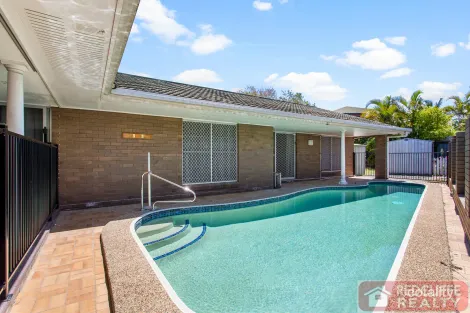 200 MACDONNELL RD, CLONTARF, QLD 4019