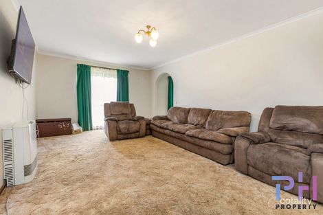 Property photo of 28 Burnside Street Eaglehawk VIC 3556