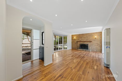 Property photo of 7 Walnut Court Cranbourne North VIC 3977