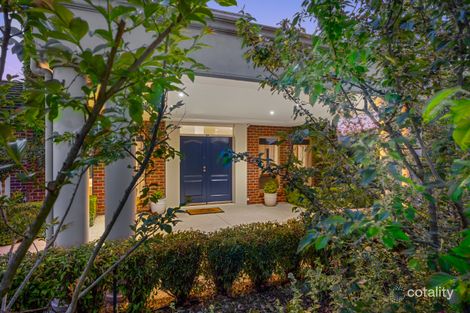 Property photo of 37 Stirling Drive Lake Gardens VIC 3355