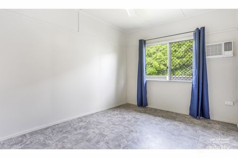 Property photo of 30 Tung Yeen Street Park Avenue QLD 4701