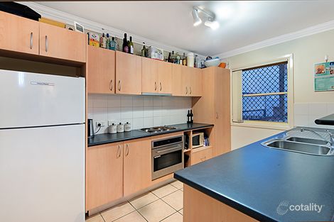 Property photo of 2/91 Kingsbury Street Norman Park QLD 4170