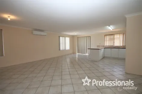 Property photo of 114 Travers Drive Australind WA 6233