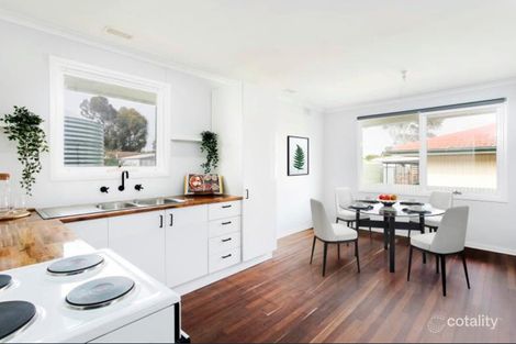 Property photo of 30 Gail Crescent Murray Bridge SA 5253