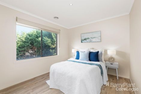 Property photo of 6 Pleasant Close Mill Park VIC 3082