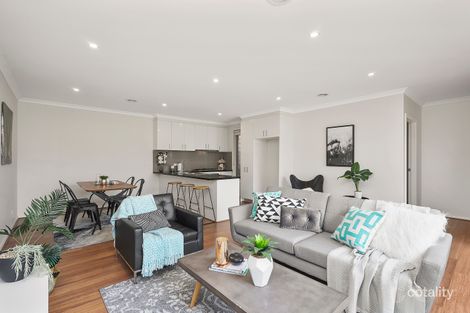 Property photo of 2/28 Sinclair Road Bayswater VIC 3153