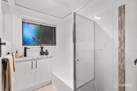 Property photo of 14 Pelsaert Avenue Fairview Park SA 5126