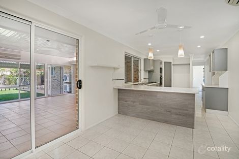 Property photo of 2 Colonial Court Mudgeeraba QLD 4213