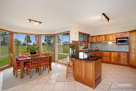 Property photo of 16 Cahill Close Black Hill NSW 2322