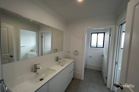 Property photo of 10 Charolais Drive Calala NSW 2340