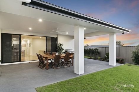 Property photo of 8 Capella Drive Redland Bay QLD 4165