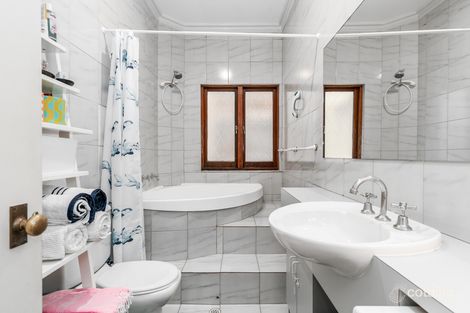 Property photo of 4/17 South Esplanade Glenelg SA 5045