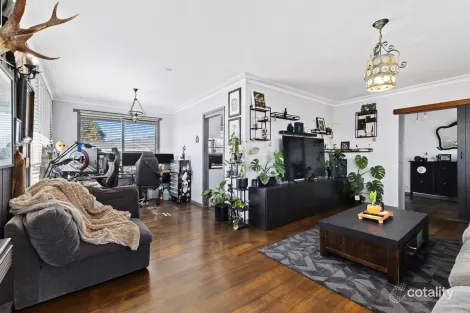 Property photo of 21 Elliott Street Traralgon VIC 3844