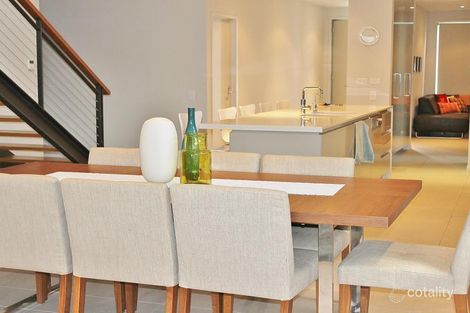 Property photo of 21 Edgewood Place Magenta NSW 2261