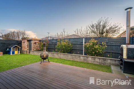 Property photo of 8 Creekward Drive Armstrong Creek VIC 3217