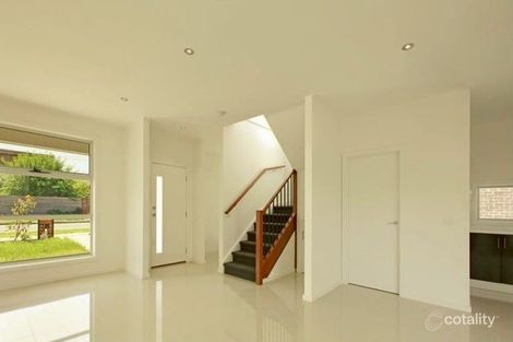 Property photo of 1/3 Travers Street Thomastown VIC 3074