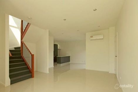 Property photo of 1/3 Travers Street Thomastown VIC 3074